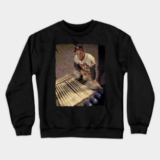 Eddie Mathews - Game 4 of The 1957 World Series Crewneck Sweatshirt